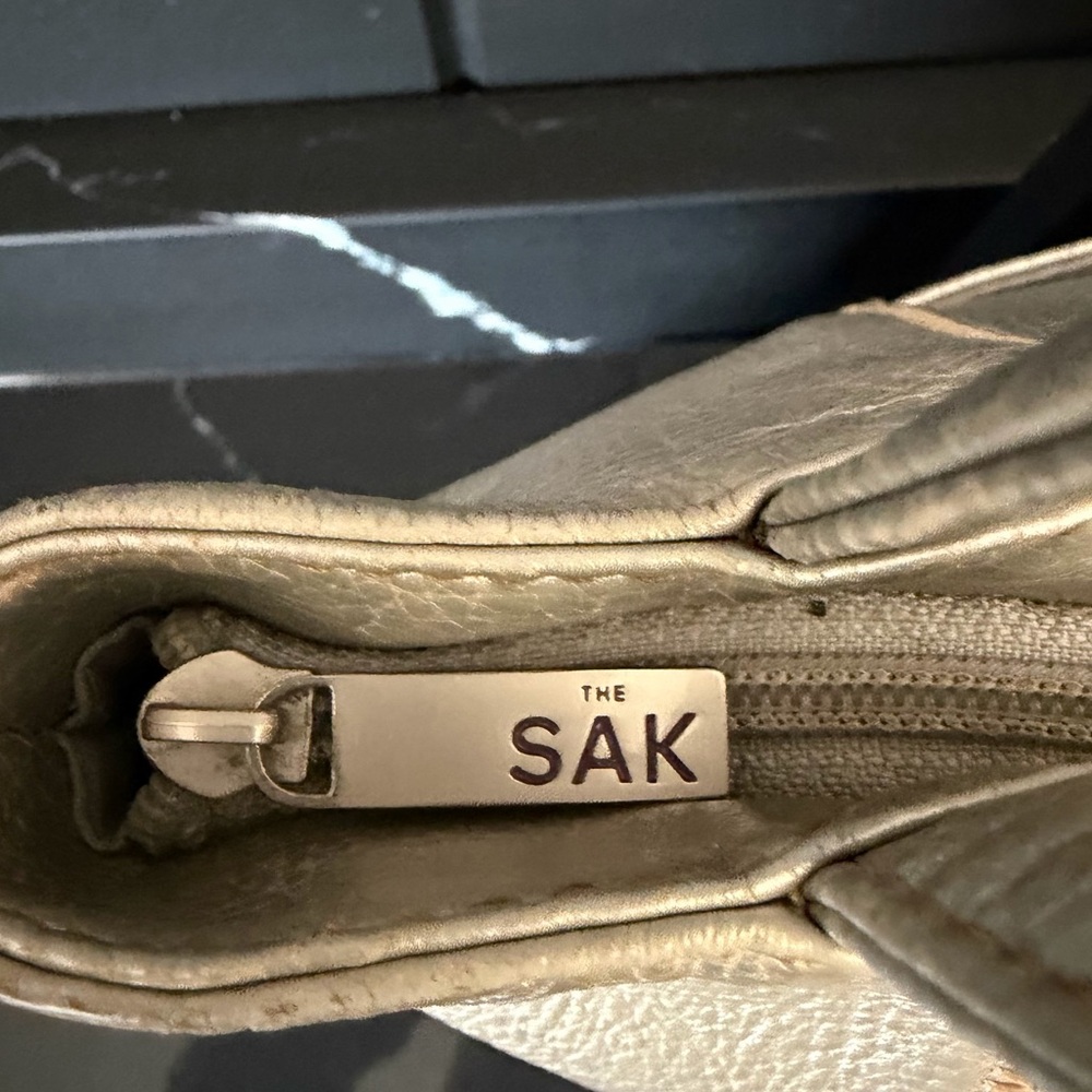 The Sak Original Metallic Leather Tote Shoulder Bag Silver - Picture 7 of 10